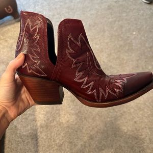 Ariat Dixon booties